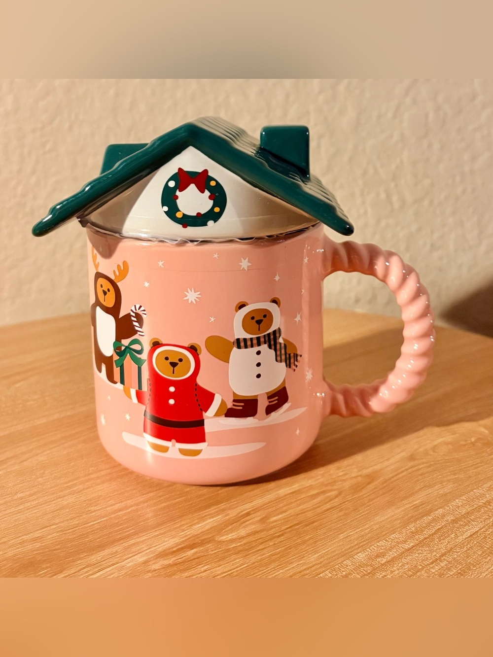 Starbucks 2025 Christmas Gingerbread Bear Mug Green Roof Lid Limited Edition New